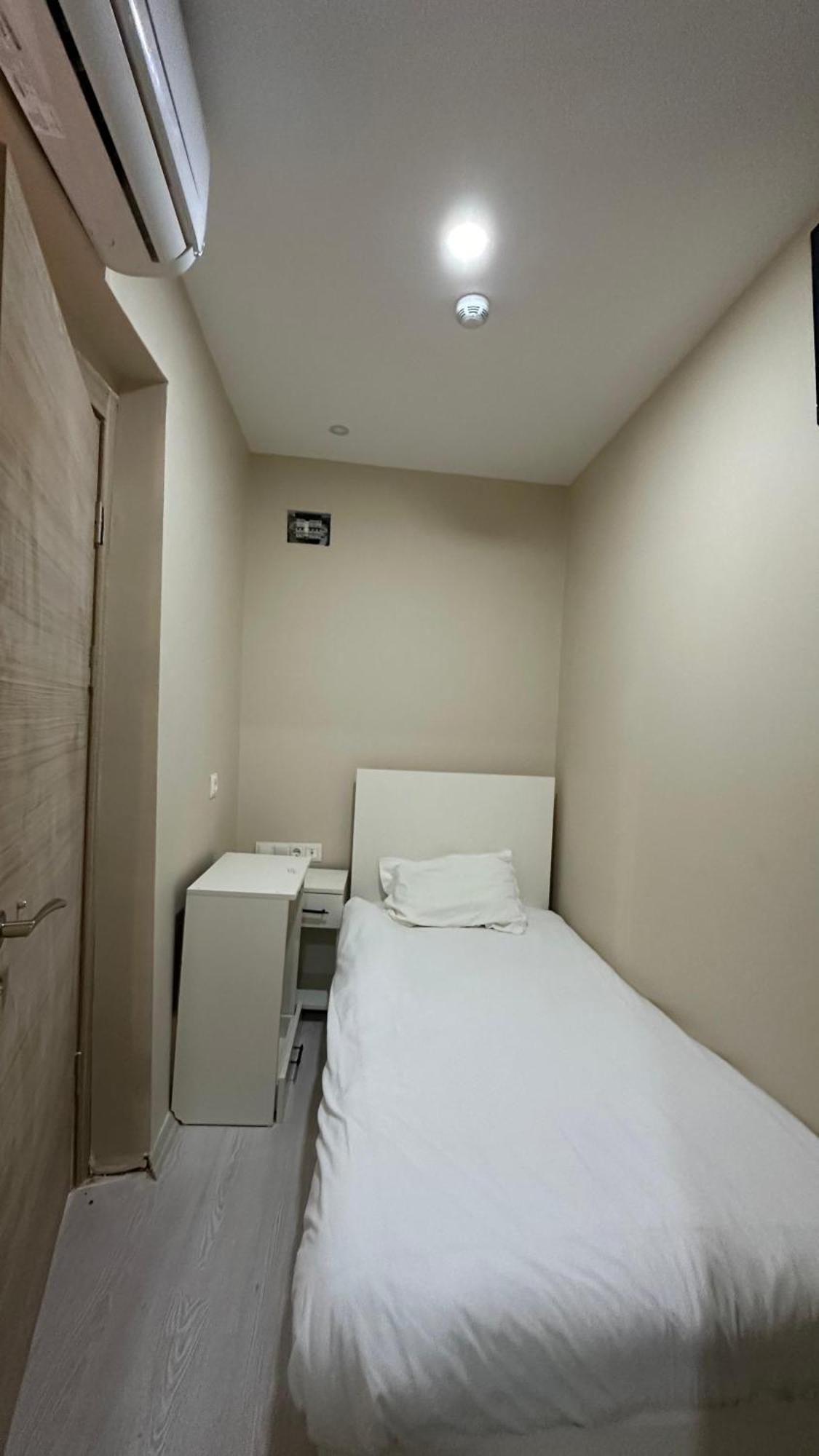Rota Star Hotel Beyoglu Istanbul Bagian luar foto