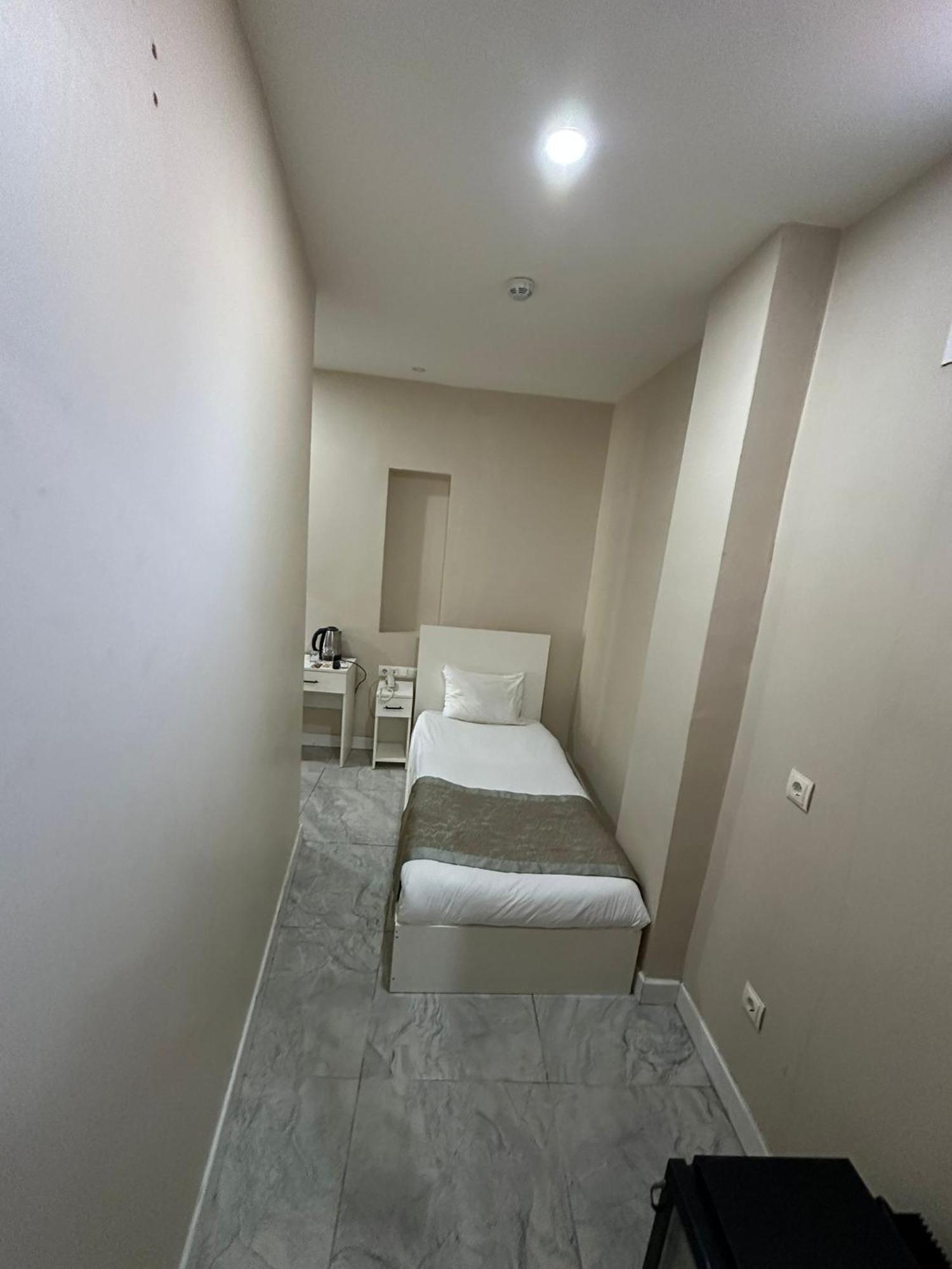 Rota Star Hotel Beyoglu Istanbul Bagian luar foto